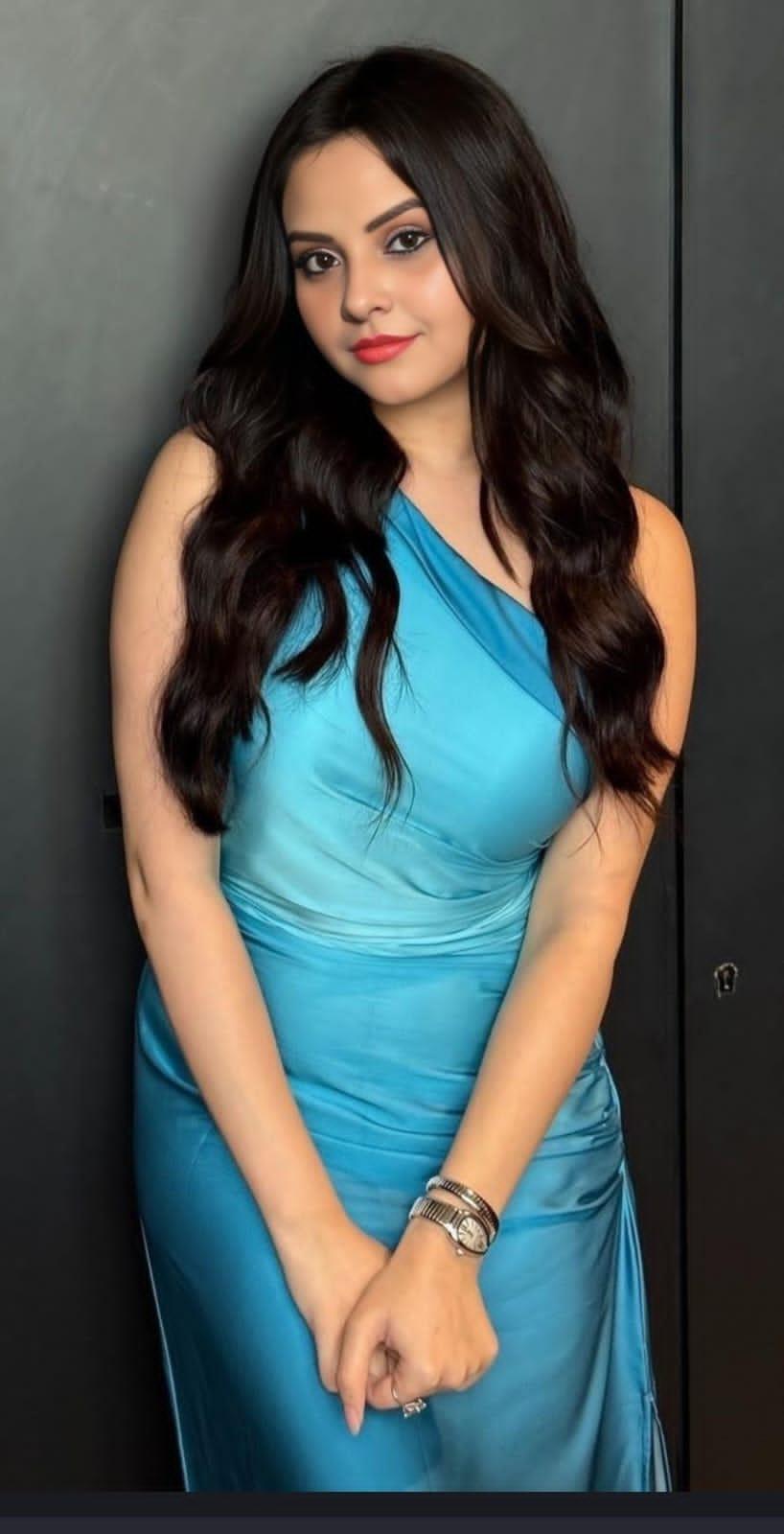 anushkadelhi